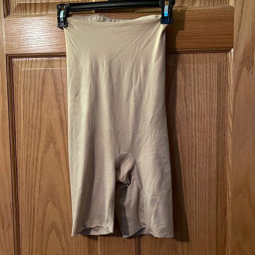 Spanx shapewear